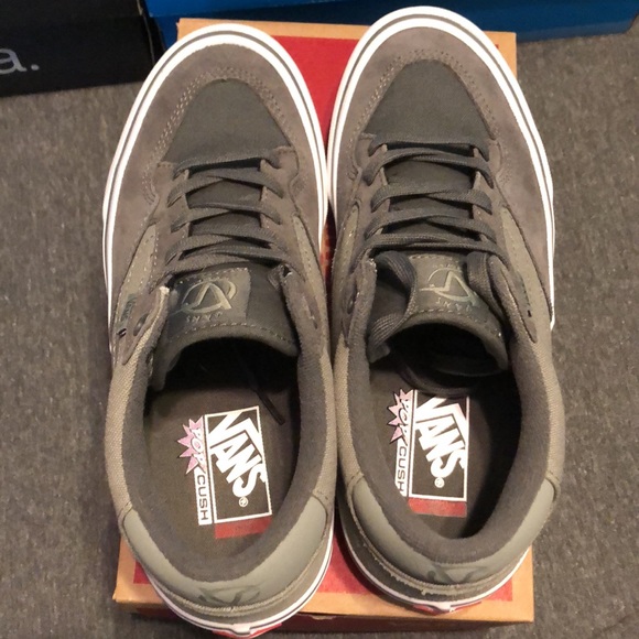 Vans Rowan Pro 9 (Lightly worn) - Picture 7 of 8